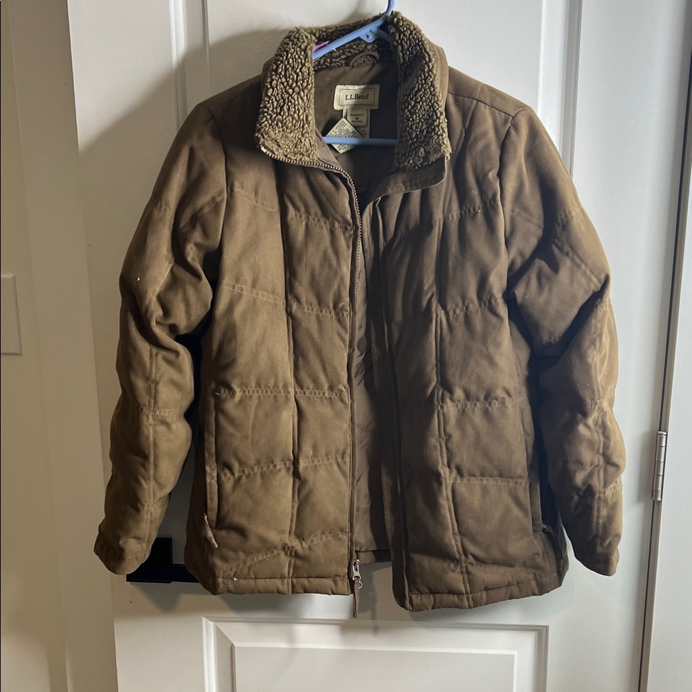 L.L. Bean Brown Faux Suede Quilted Jacket with Sherpa Collar (VINTAGE) - Picture 2 of 2